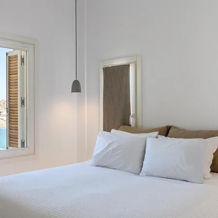 Sera Mykonos *