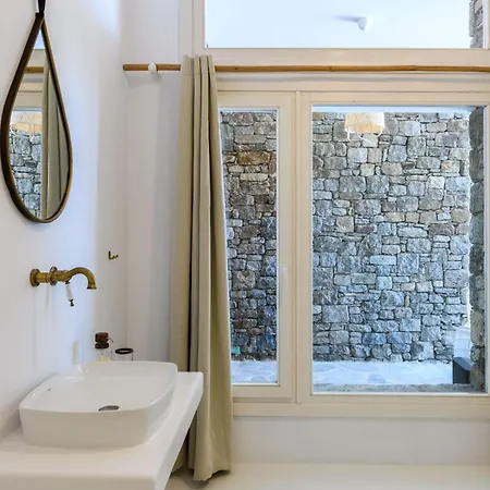 Sera Mykonos *